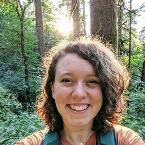 Meet your Posher, Caitlin